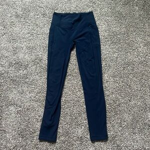 Lululemon leggings size 6
